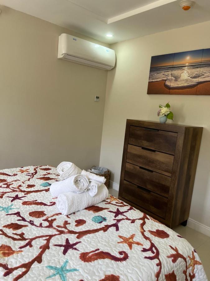 Bayfront Villa & Apartment Portmore Bagian luar foto