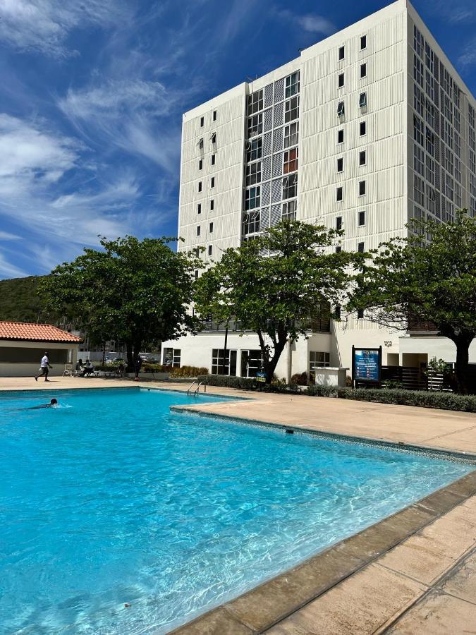 Bayfront Villa & Apartment Portmore Bagian luar foto