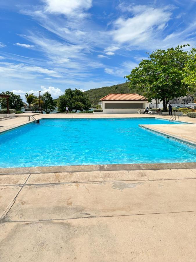 Bayfront Villa & Apartment Portmore Bagian luar foto