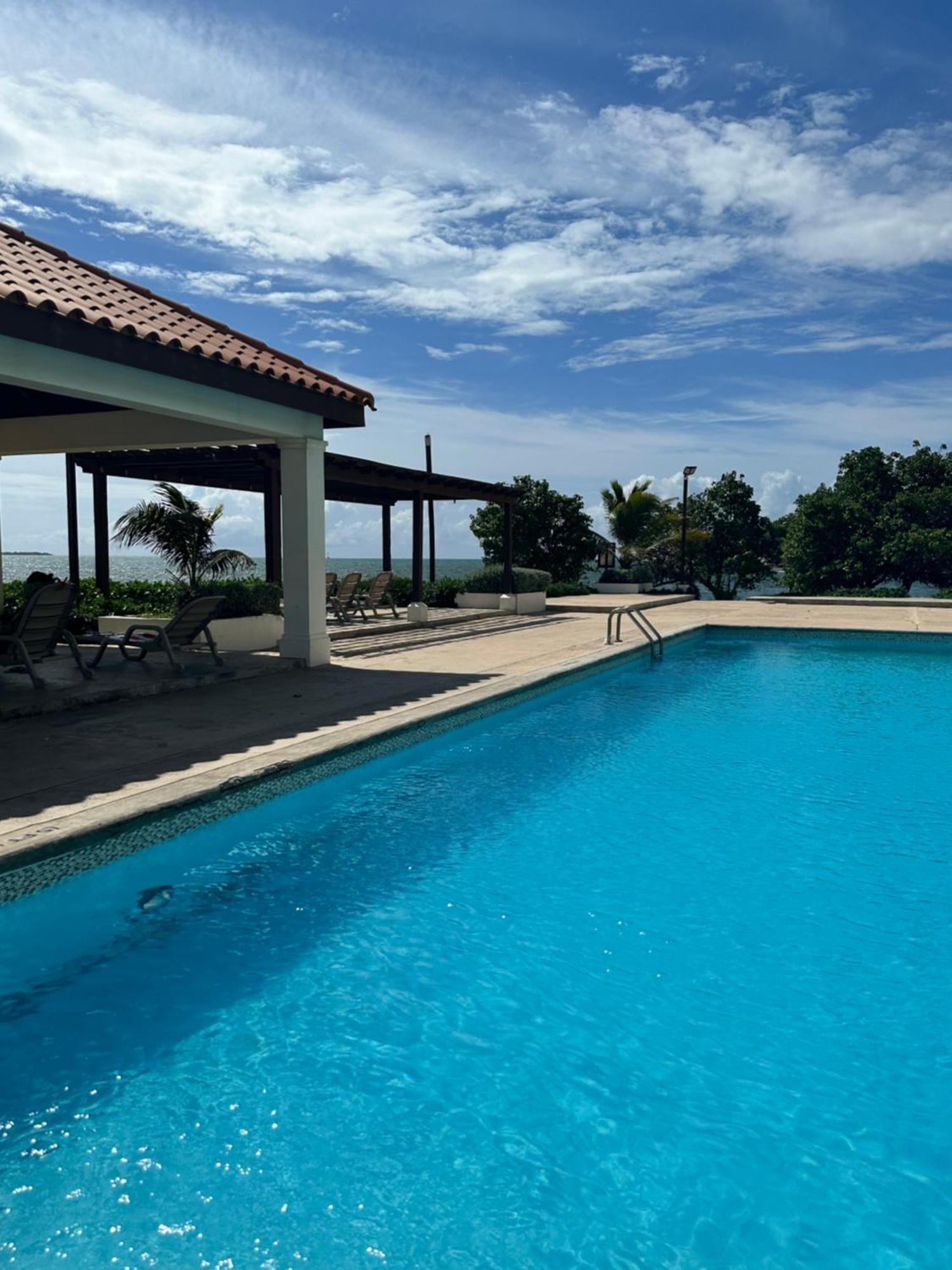 Bayfront Villa & Apartment Portmore Bagian luar foto