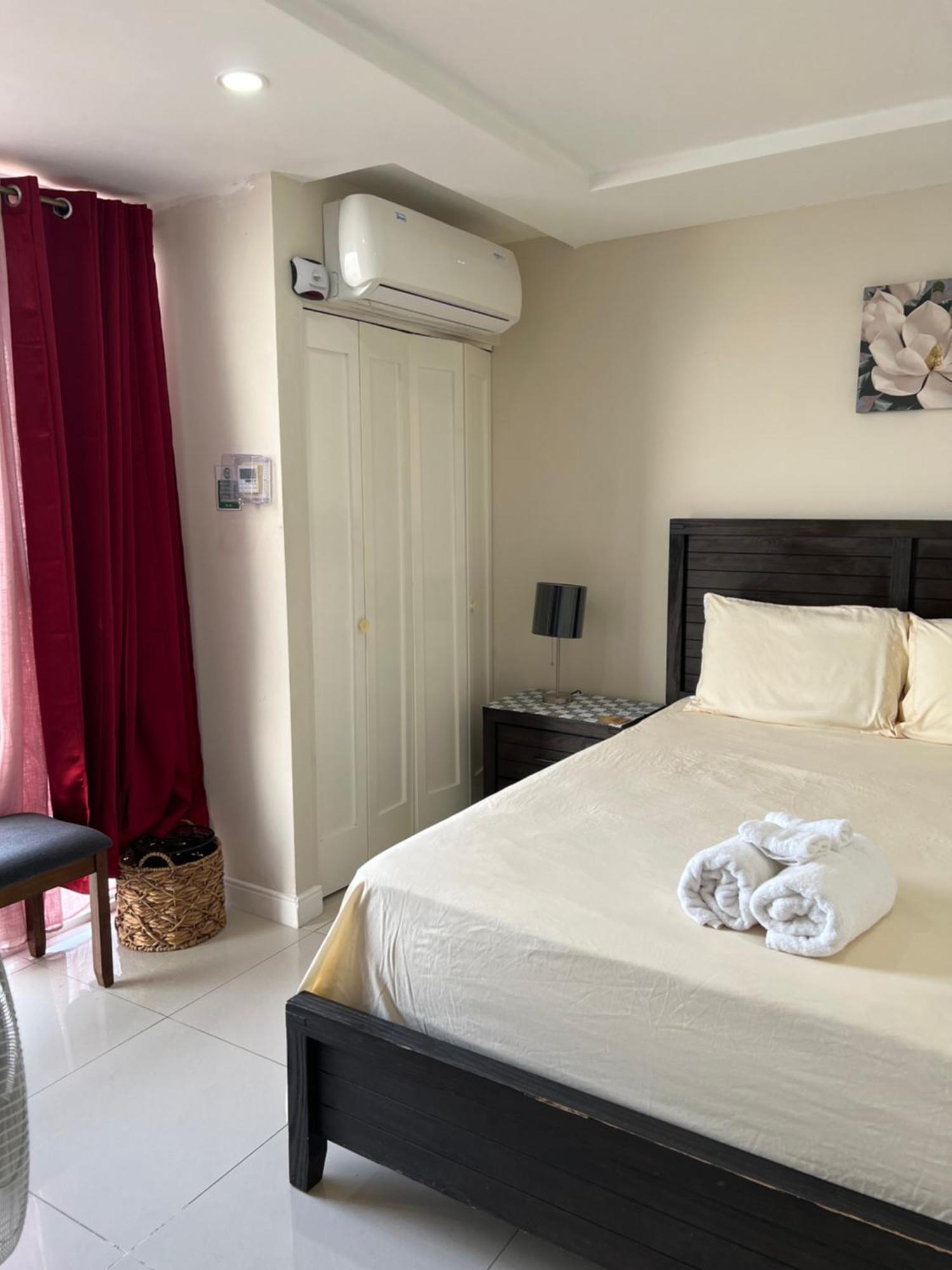 Bayfront Villa & Apartment Portmore Bagian luar foto